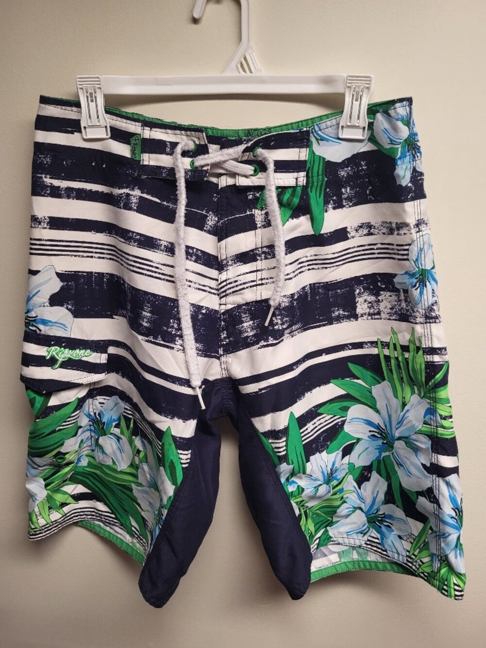 Ripzone Floral Stripe Board Shorts Men's Size 30 Swim Trunks Surf Beach w/ Bottl